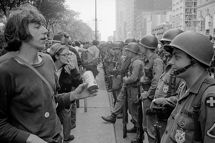 Protesters and law enforcement at Chicago's Grant Park in 1968