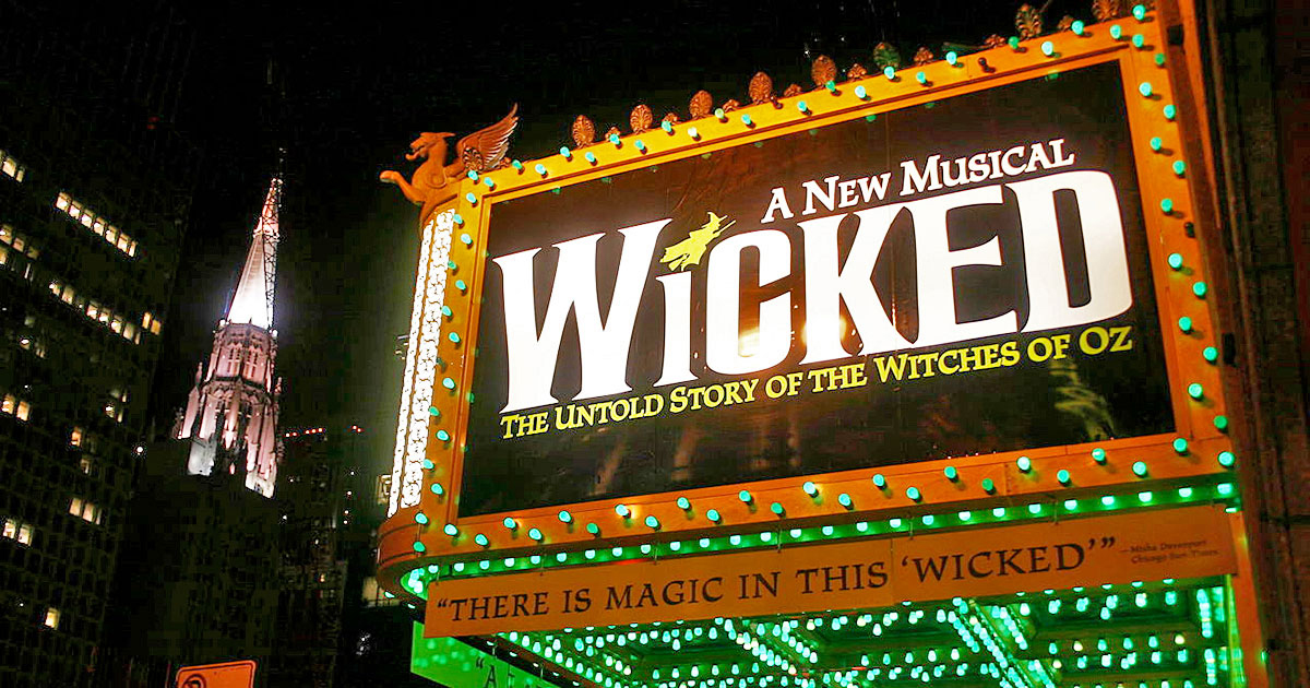 The “Wicked” marquee at the Ford/Oriental Theatre in Chicago, 2007. Credit: bradleypjohnson, licensed under CC Attribution 2.0 Generic.