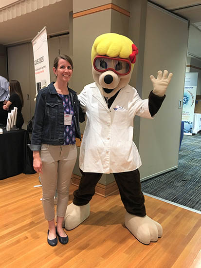 Lindsey Roe and the ACS mascot, Milli the Mole.