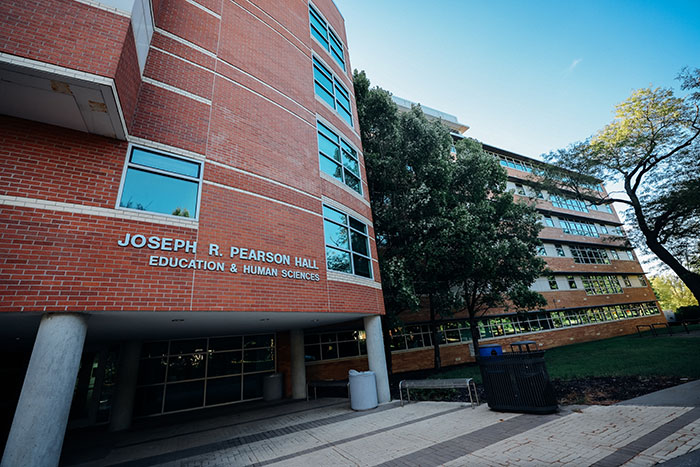 U.S. News & World Report highlights KU online education graduate programs in 2026 rankings