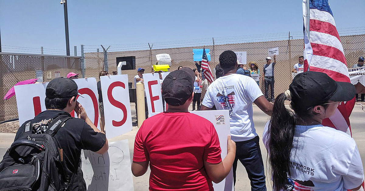Protest against child detention outside Border Patrol facility June 27 in Clint, Texas. Credit: Susan Barnum, via Wikimedia Commons.
