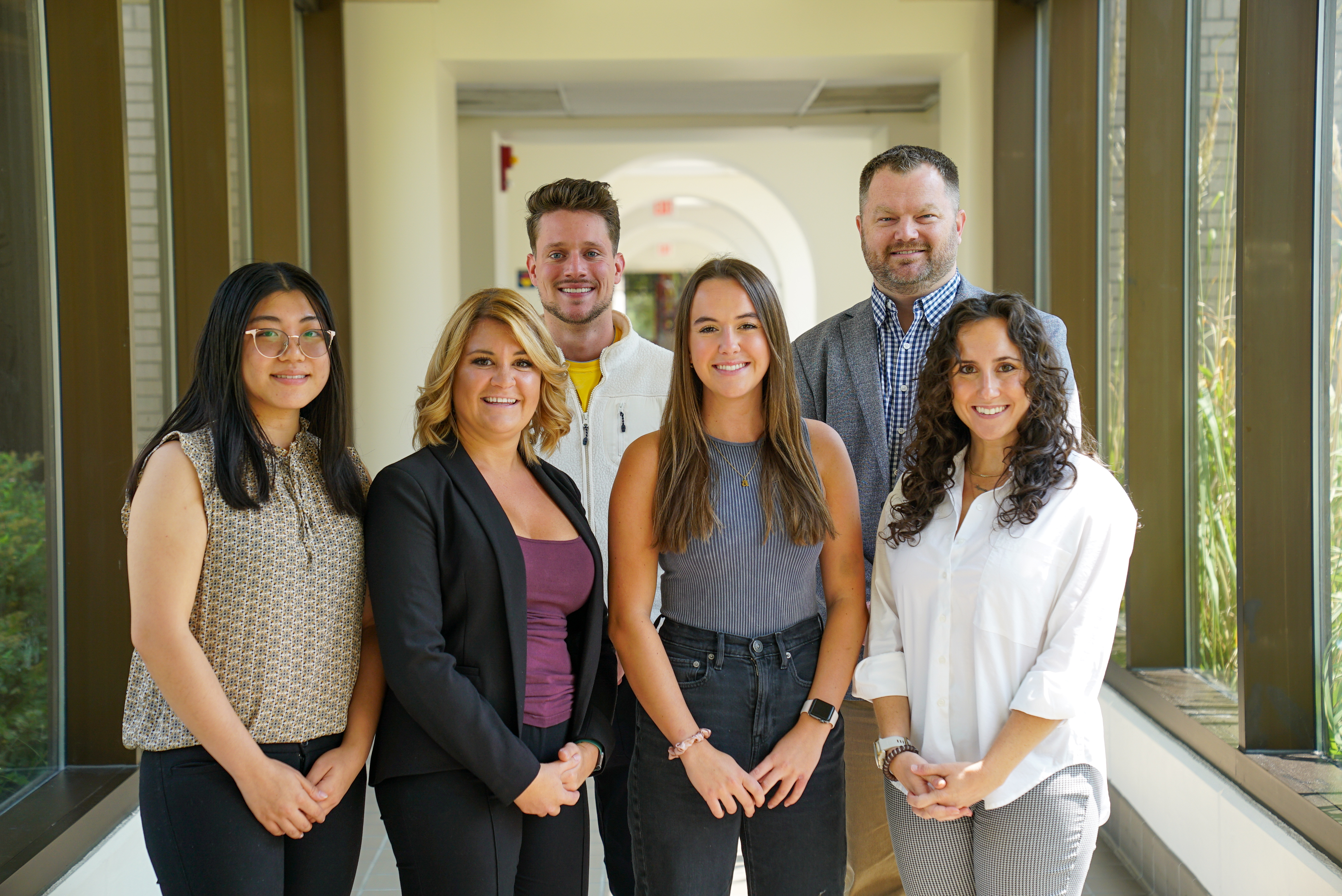 The team of researchers from the Bean Lab pose for a photo at the University of Kansas