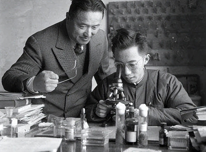 Scientists at Zhejiang University in Hangzhou, China, work during wartime. (Wikimedia Commons)