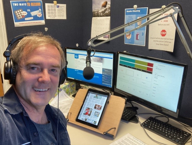 Audio-Reader volunteer Michael Gier in studio.